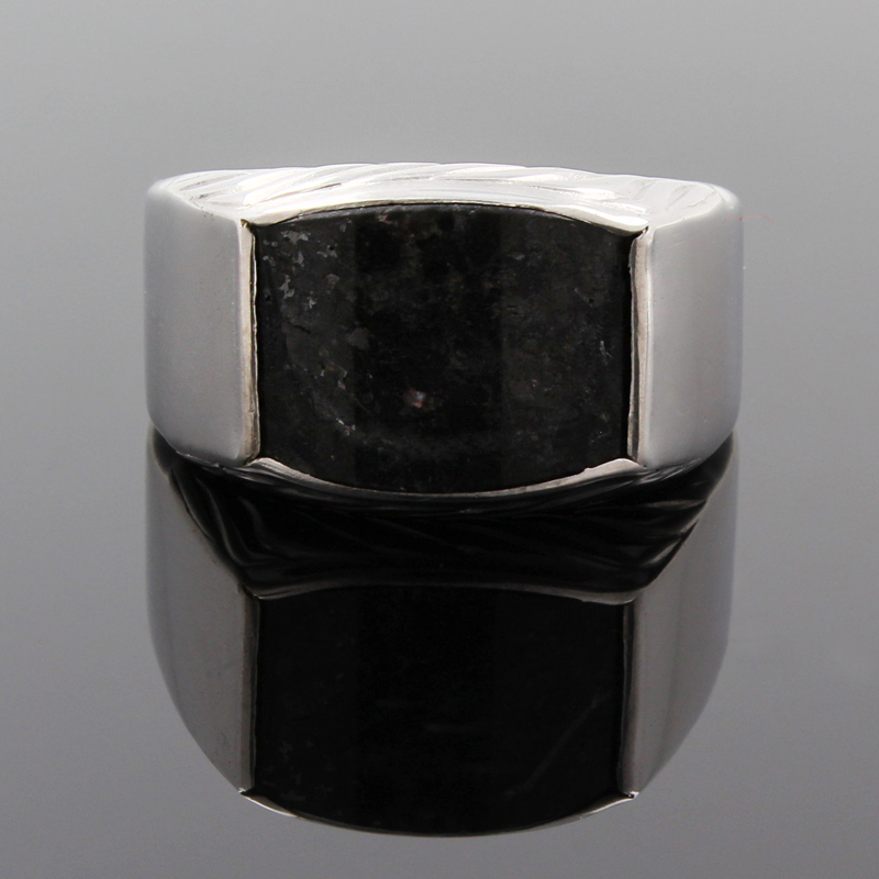Серебряное кольцо с гранитом (Ag 925)