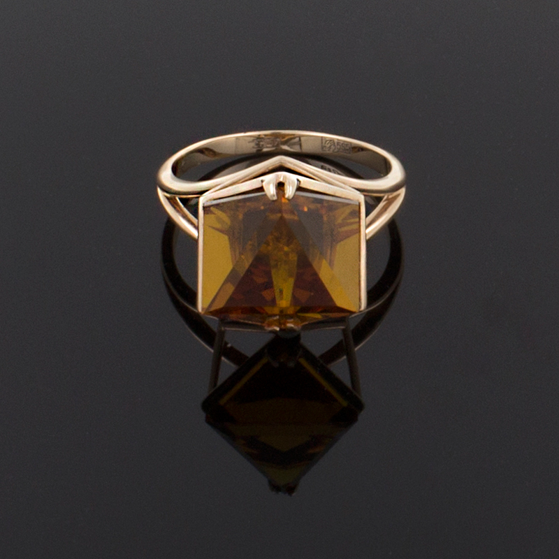 Золотое кольцо с султанитом (Au 585)