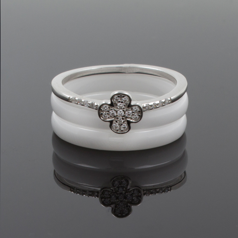 Тройное кольцо из серебра и керамики с кубическими циркониями (Ag 925)
