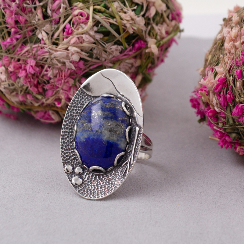 Серебряное кольцо с лазуритом (Ag 925)