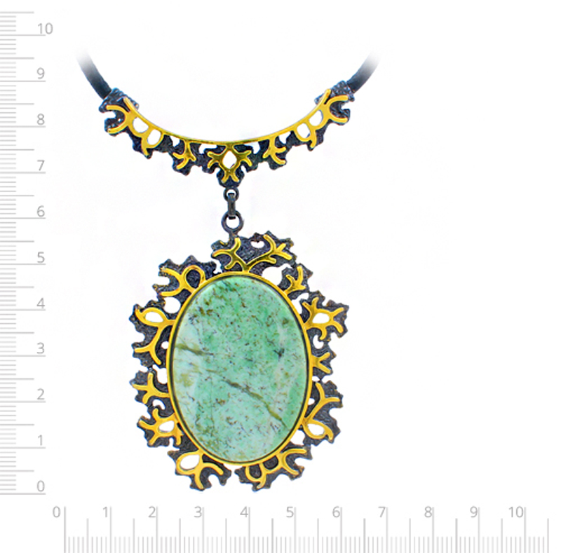 Серебряное колье с жадеитом (Ag 925)