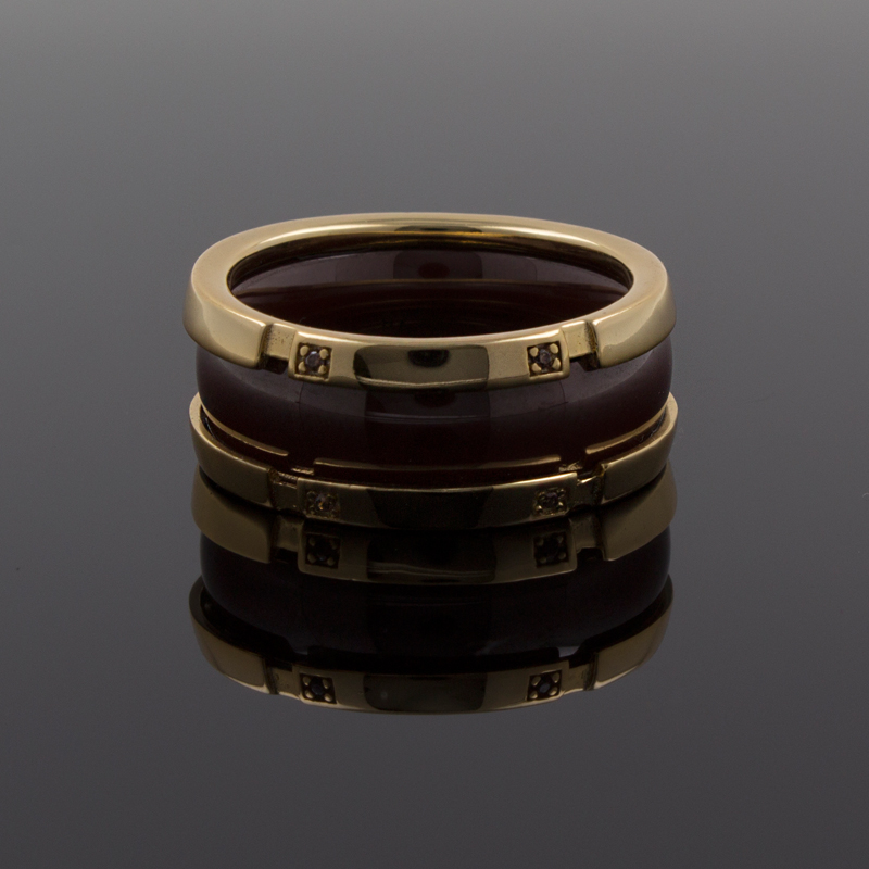 Золочёное кольцо из серебра с керамикой и кубическими циркониями (Ag 925)