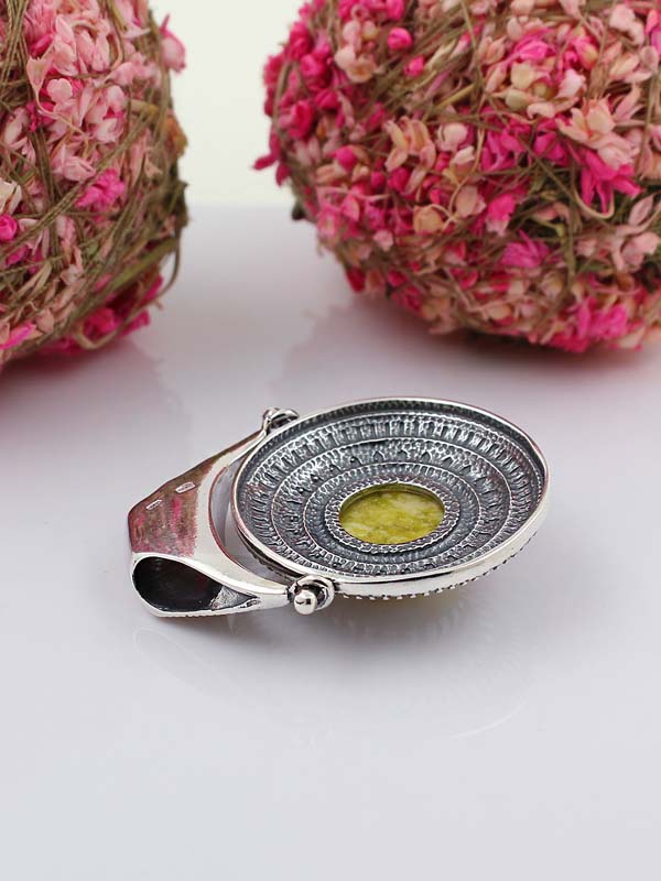 Серебряная подвеска с лизардитом (Ag 925)