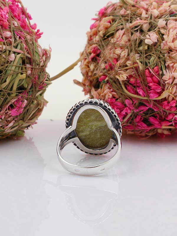 Серебряное кольцо с лизардитом (Ag 925)