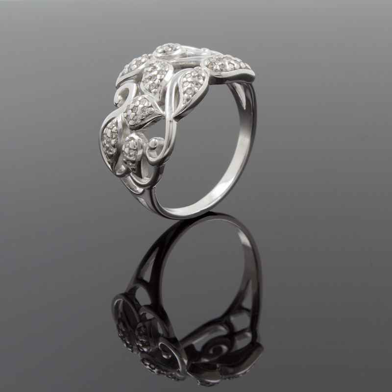 Серебряное кольцо с фианитами 94012590 (Ag 925)