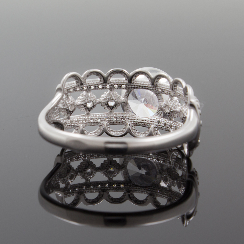 Серебряное кольцо с фианитами 94012572 (Ag 925)
